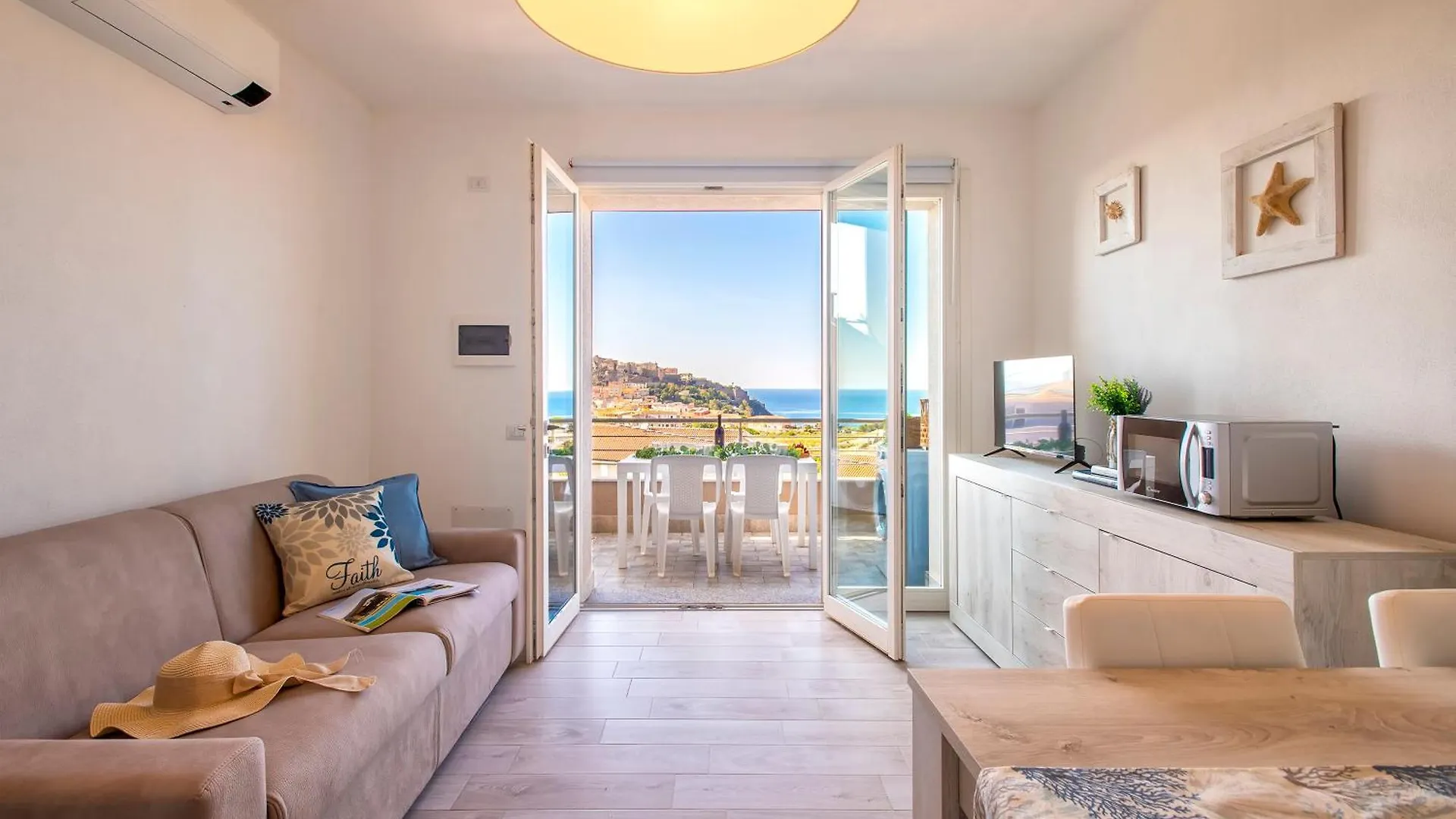 Sardinia Re - Smeralda 16 Castelsardo Apartment